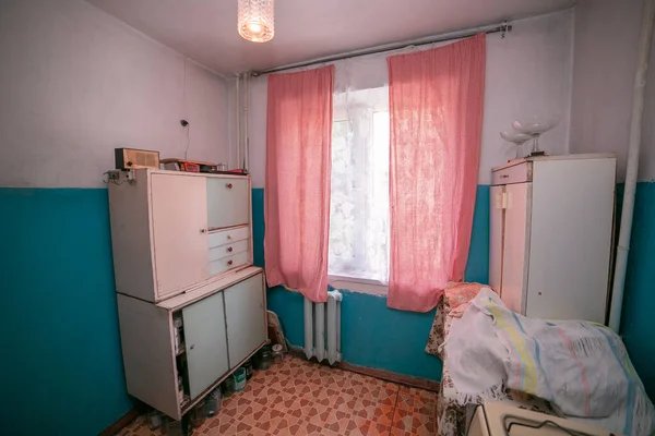 2 BHK Flat for Resale